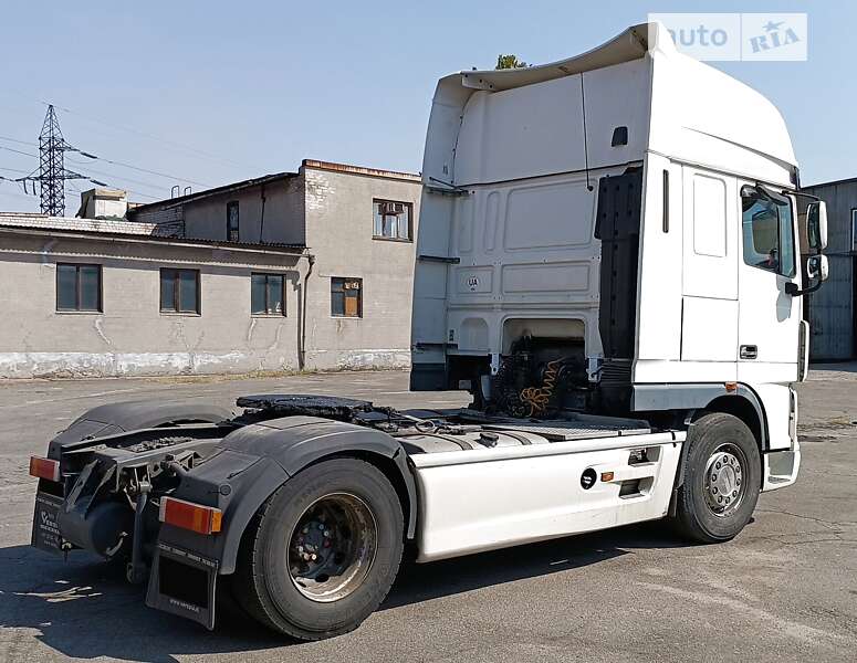 Тягач DAF XF 105 2009 в Запоріжжі