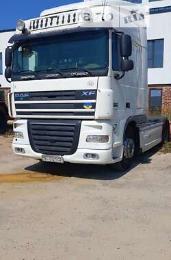 Тягач DAF XF 105 2009 в Львові