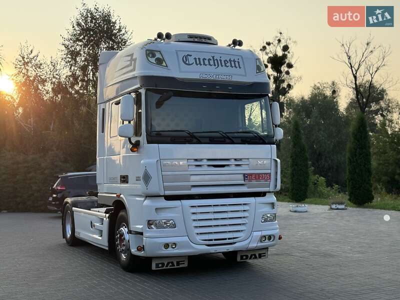 Тягач DAF XF 105 2013 в Дубні