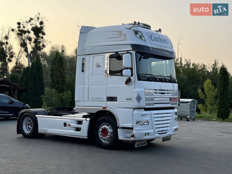 Тягач DAF XF 105 2013 в Дубні