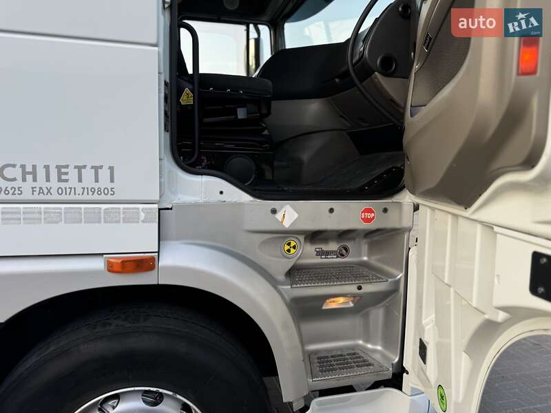 Тягач DAF XF 105 2013 в Дубні