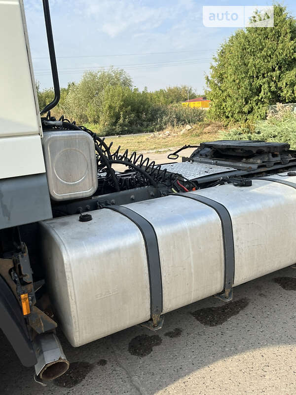 Тягач DAF XF 105 2011 в Умани