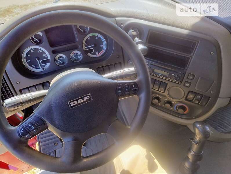 Тягач DAF XF 105 2007 в Чернигове