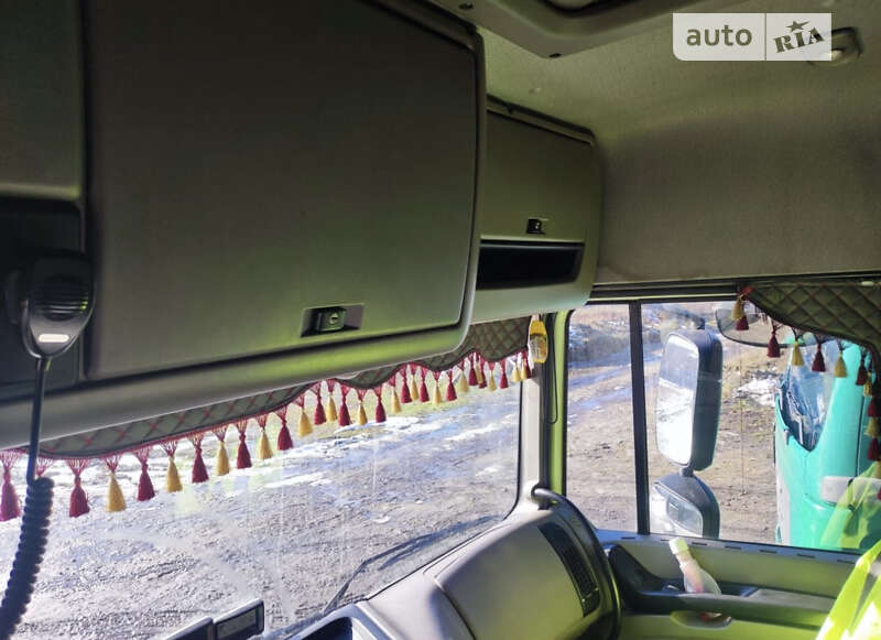 Тягач DAF XF 105 2008 в Львове