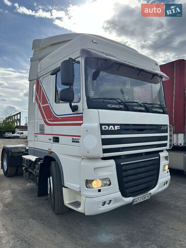 Тягач DAF XF 105 2008 в Ужгороде