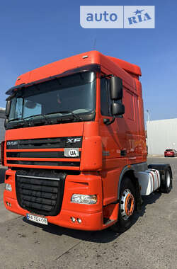 Тягач DAF XF 105 2011 в Киеве