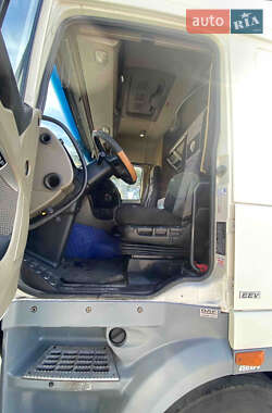 Зерновоз DAF XF 105 2012 в 