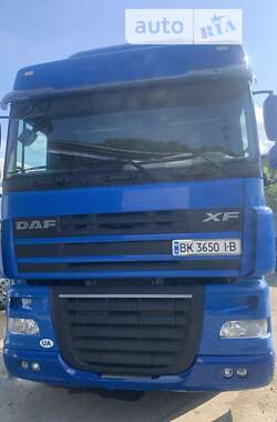 Тягач DAF XF 105 2011 в Ровно