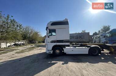 Тягач DAF XF 105 2011 в 