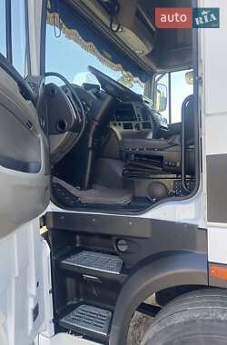 Тягач DAF XF 105 2011 в 