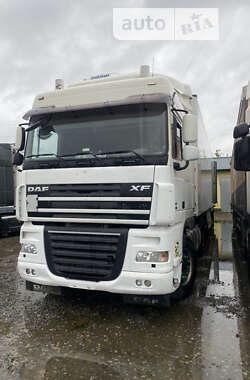 Тягач DAF XF 105 2007 в Чернівцях