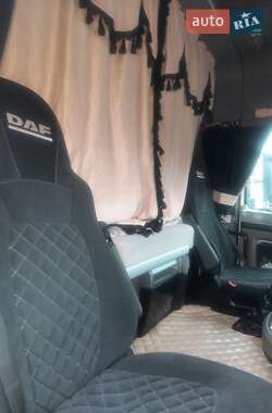 Тягач DAF XF 105 2009 в 