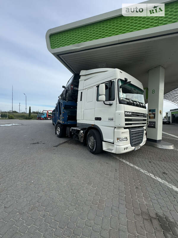 Тягач DAF XF 105 2010 в Львове