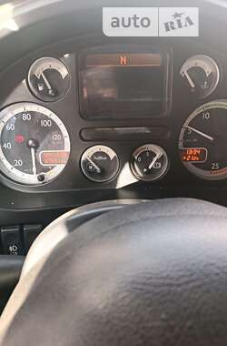 Самосвал DAF XF 105 2009 в 