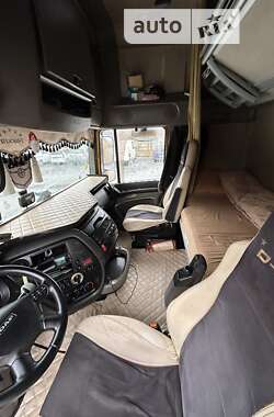 Тягач DAF XF 105 2012 в 