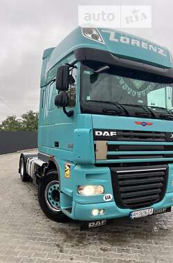 Тягач DAF XF 105 2011 в 