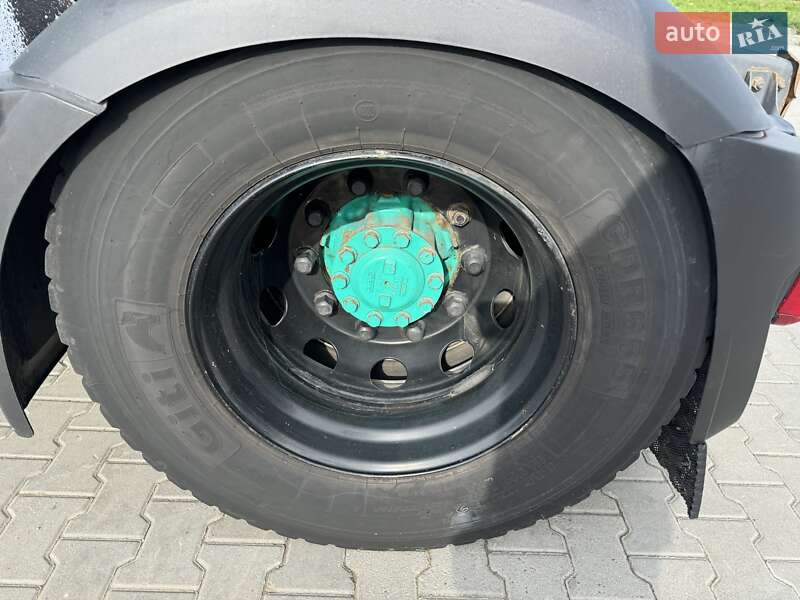 Тягач DAF XF 105 2012 в Чернівцях