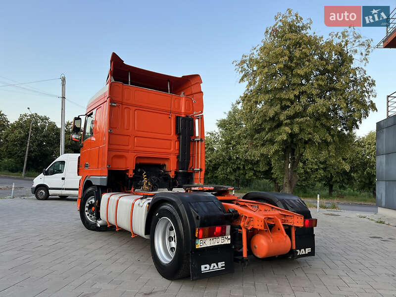 Тягач DAF XF 105 2007 в Ровно