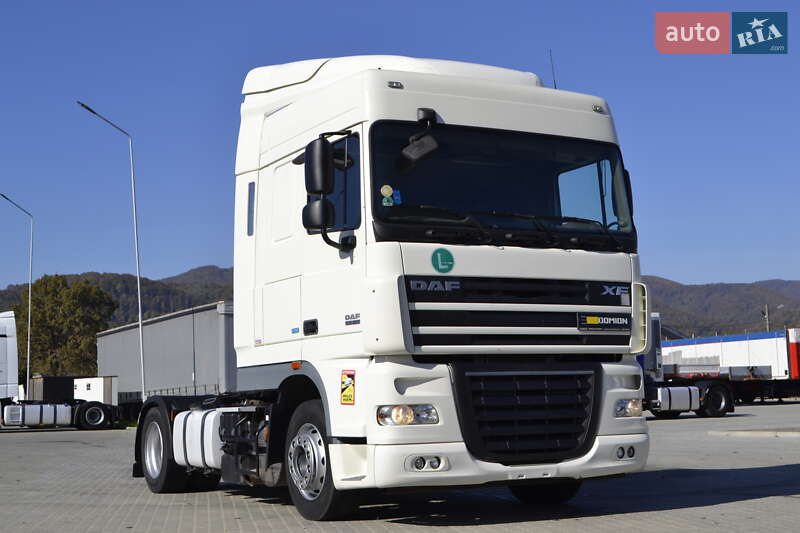 Тягач DAF XF 105 2014 в Хусте