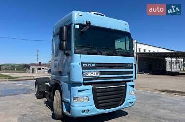 Тягач DAF XF 105 2010 в Дубні