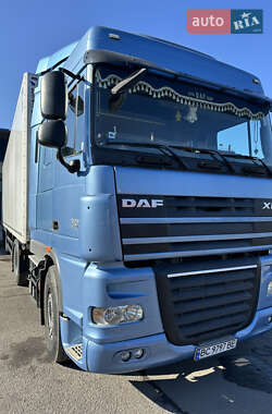 Тягач DAF XF 105 2011 в Львове