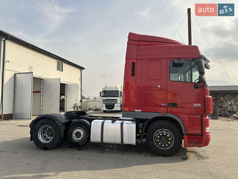Тягач DAF XF 105 2013 в Тячеве