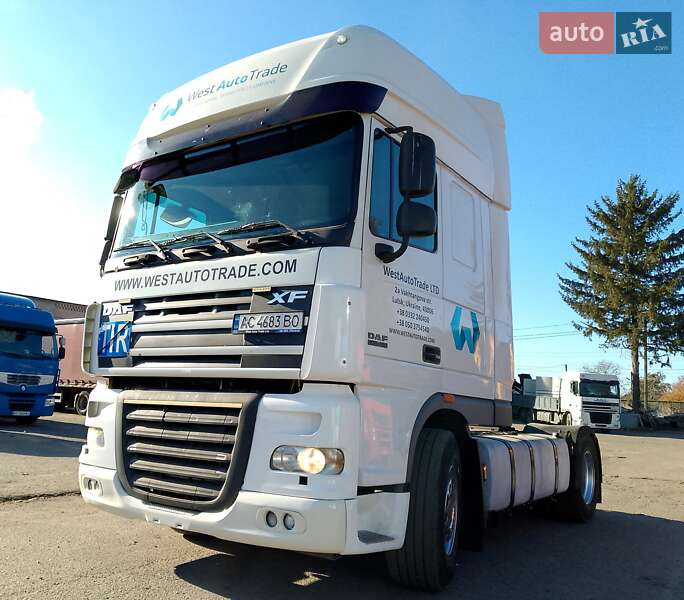 Тягач DAF XF 105 2010 в 