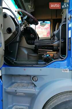 Тягач DAF XF 105 2010 в 