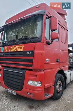 Тягач DAF XF 105 2011 в 