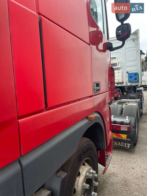 Тягач DAF XF 105 2007 в Киеве