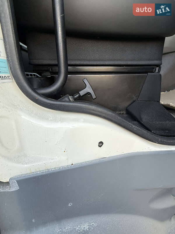 Тягач DAF XF 105 2012 в Бучаче фото 8 Тягач DAF XF 105 2012 в Бучаче