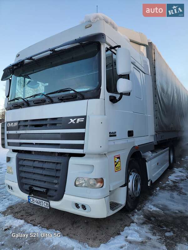 Тягач DAF XF 105 2012 в Чернігові