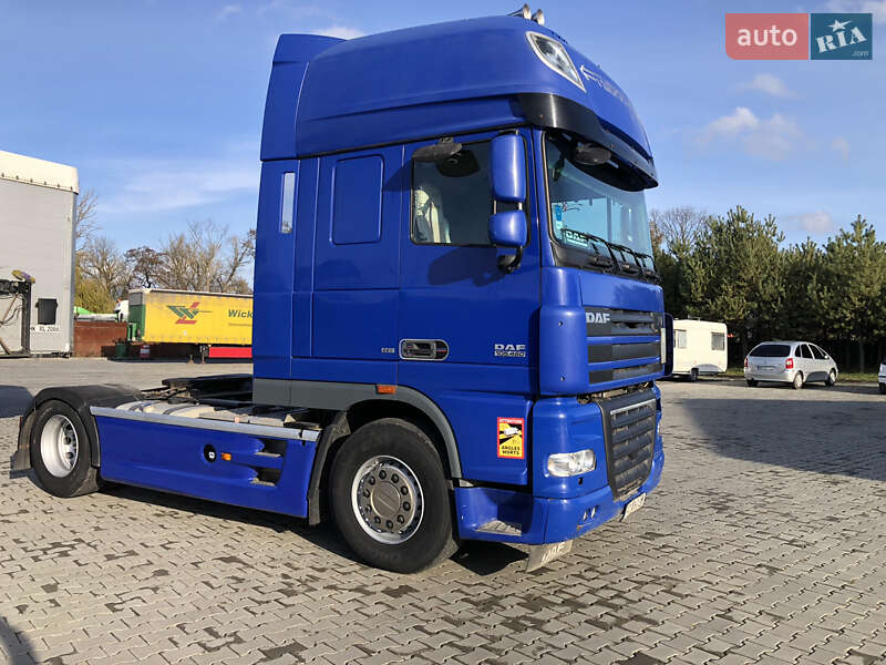 Тягач DAF XF 105 2011 в Луцке