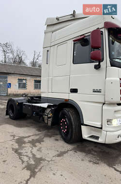 Тягач DAF XF 105 2011 в 