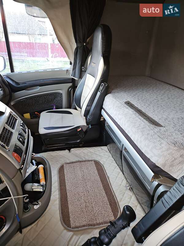 Тягач DAF XF 105 2008 в Каменском