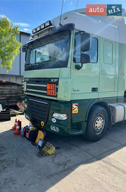 Тягач DAF XF 105 2010 в 