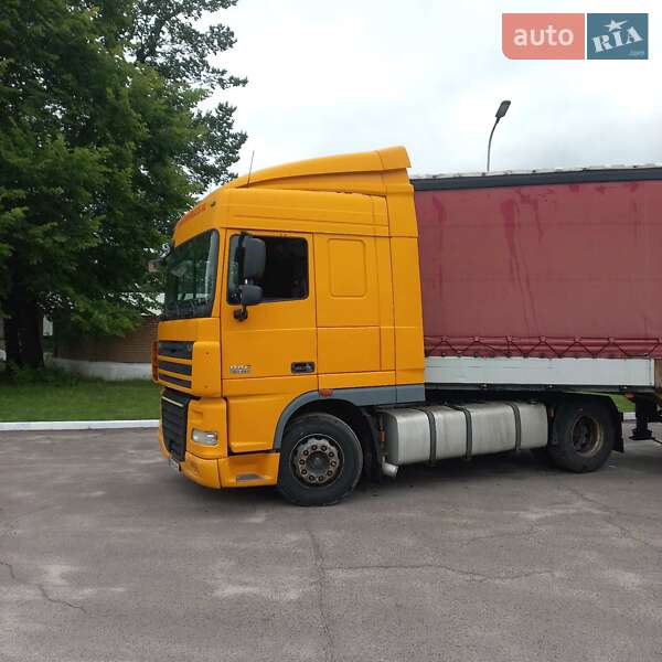 Тягач DAF XF 105 2010 в Львові