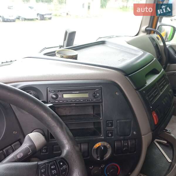 Тягач DAF XF 105 2010 в Львові