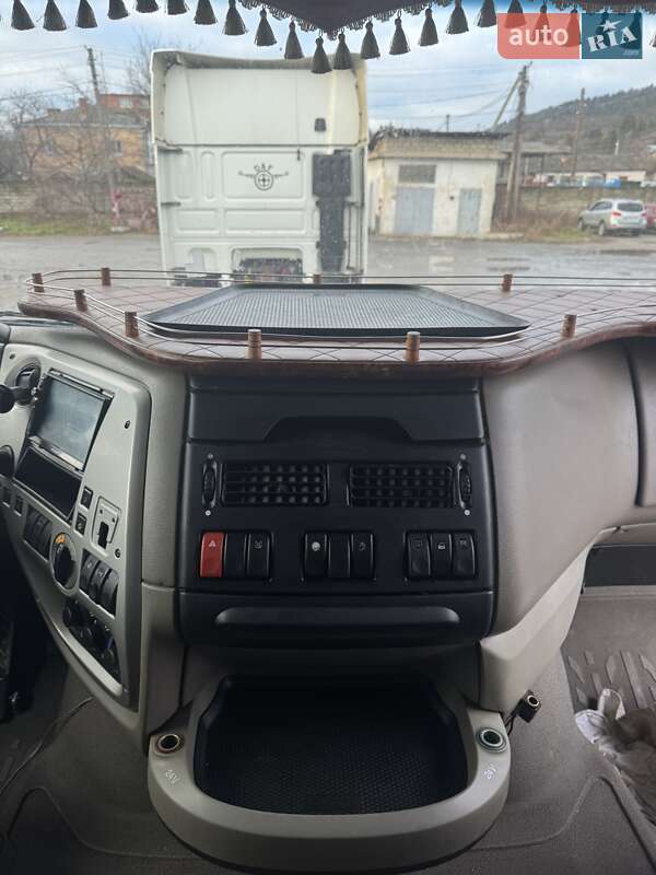 Тягач DAF XF 105 2006 в Могилев-Подольске