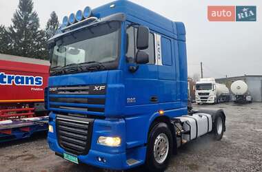 Тягач DAF XF 105 2011 в 