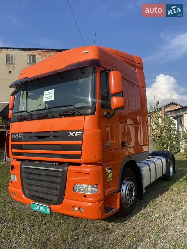 Тягач DAF XF 105 2013 в Хусті