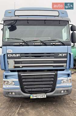 Контейнеровоз DAF XF 105 2007 в Одесі