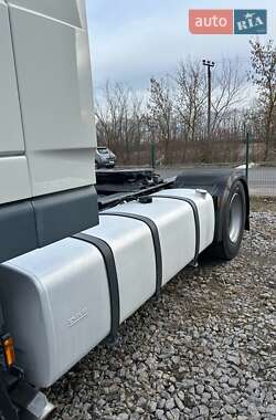 Тягач DAF XF 105 2011 в 
