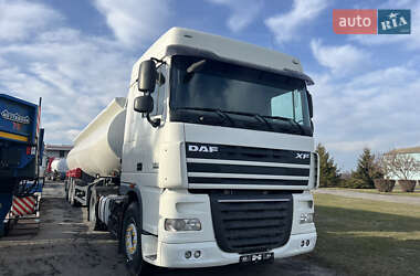 Тягач DAF XF 105 2011 в 