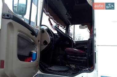 Тягач DAF XF 105 2013 в 