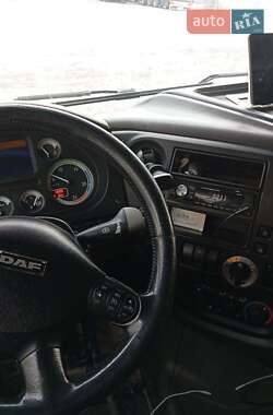Тягач DAF XF 105 2011 в 