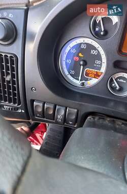 Тягач DAF XF 105 2011 в 