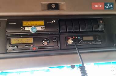 Тягач DAF XF 105 2011 в 