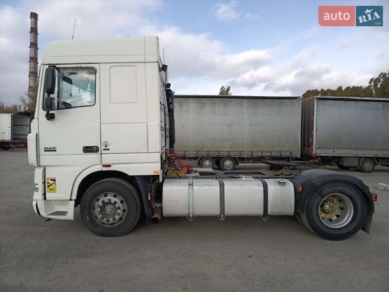 Тягач DAF XF 105 2007 в Днепре