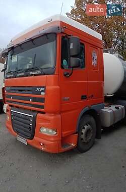 Тягач DAF XF 105 2007 в Дніпрі